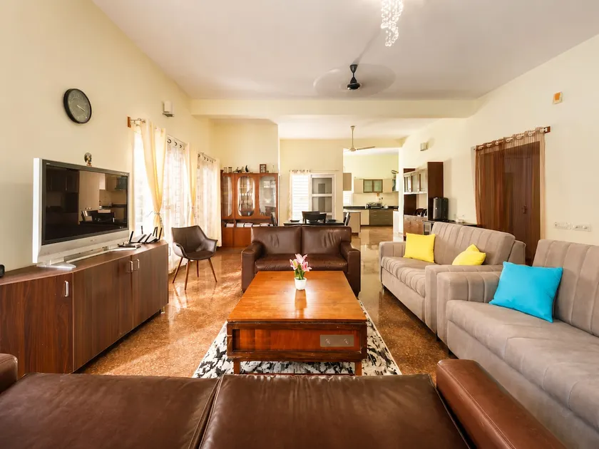 Cedar Wood Villa by RedOlive 3BHK Nr Indiranagar - Image 1