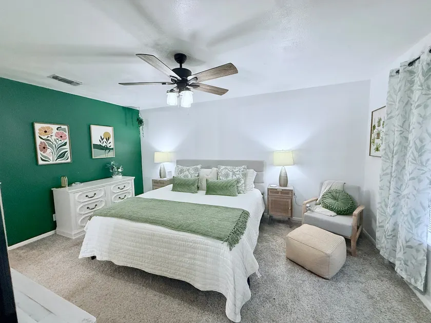 Bright, Spacious & Central Home - Image 1