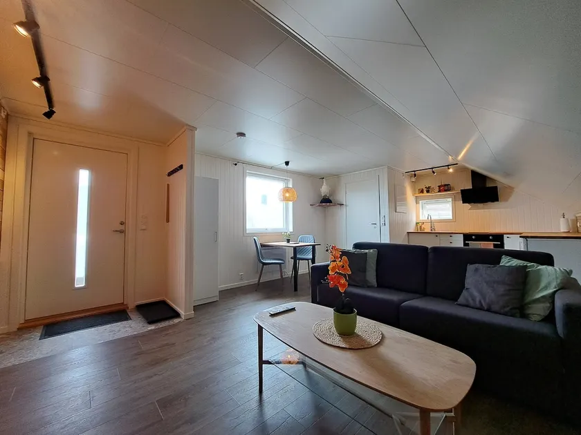 Alnes Guest House - Image 1