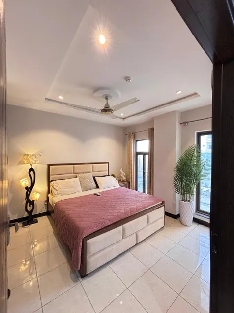 Velora Nest Retreat:Self Check-In Bahria - Image 1