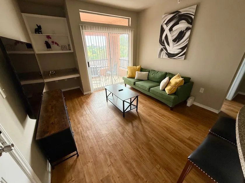 Cozy, Modern Apt Home 235 - Image 1