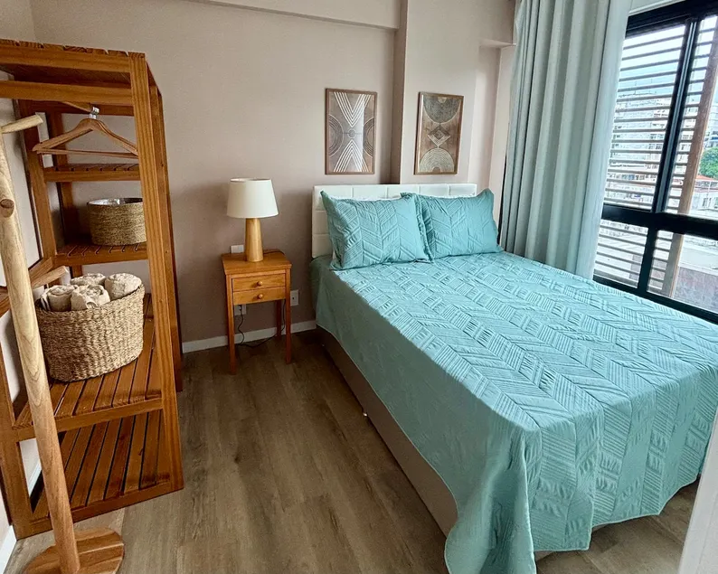 APARTMENT IN BARRA - EXCELLENT LOCATION AND PRICE - Image 1