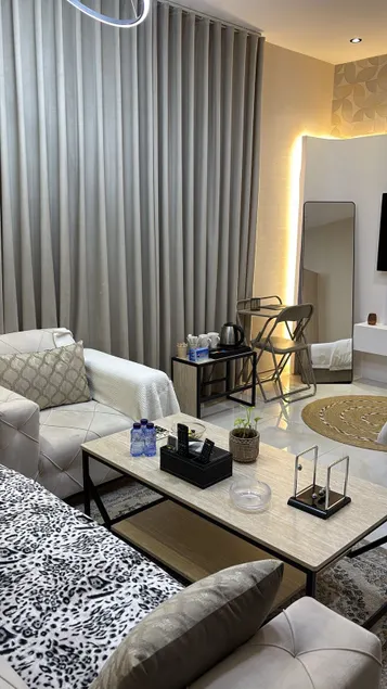 Master Bed Studio Smart Entry 9 - Image 1