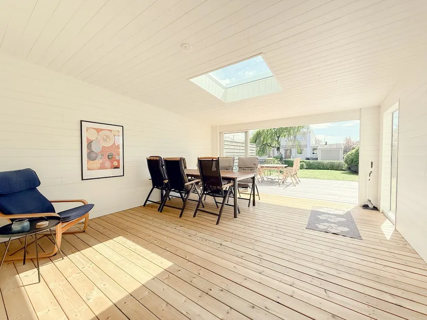 Near beach & city center | Sunroom | Patio | BBQ - Image 1