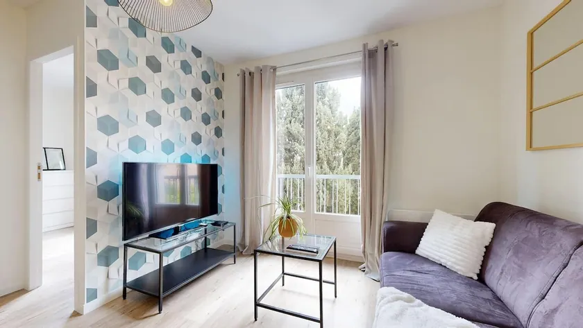 Le Pastel by expat renting - Zénith - Netflix - Image 1