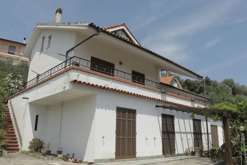 Davite house among olive trees 4km from the sea - Image 1
