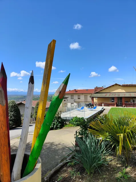 Relax in Langa - Image 1
