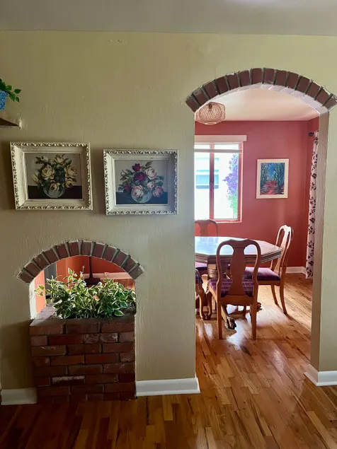 Little Brick House *pet friendly* - Image 1