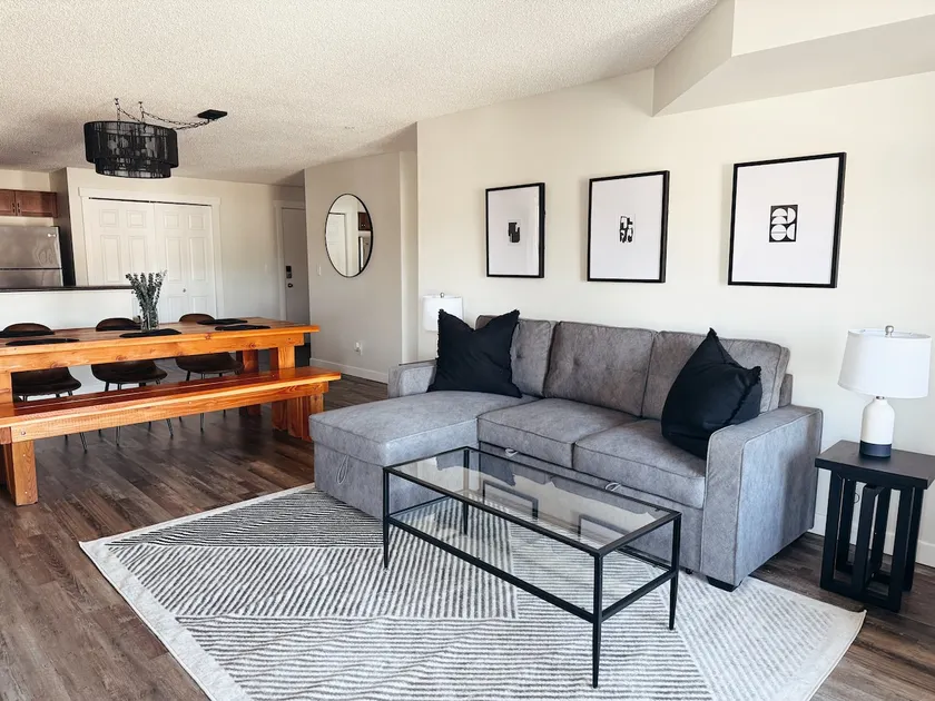 Scenic 3BR Retreat w/ BBQ & Paddle Boards - Image 1