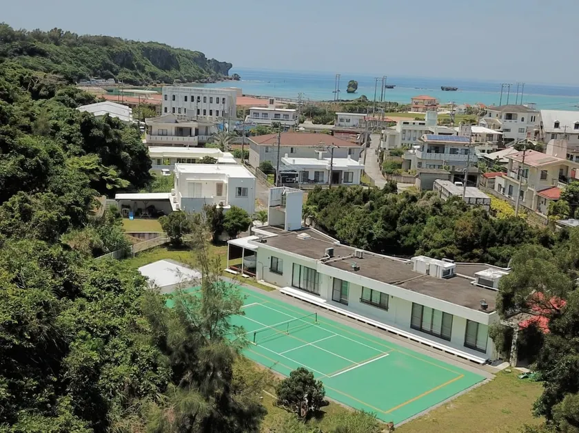 W Pickleball 300,平米 5 bedrooms, 4 bathrooms, quiet in the forest, 4 minutes to Nabe Beach, BBQ, free pool - Image 1
