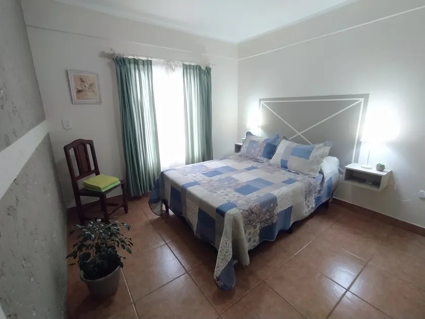 Cozy accommodation with garage, near airport - Image 1