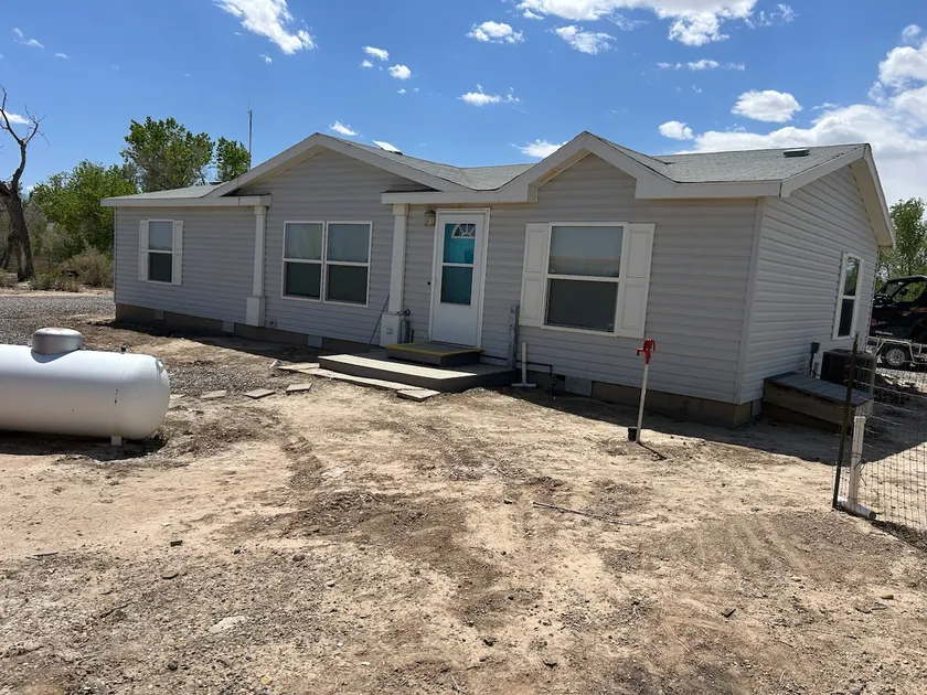 Blue Valley Retreat - Image 1