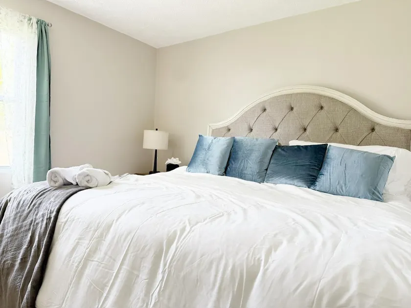5th Street Retreat - KING 1BD-1BA Apt in Henderson - Image 1