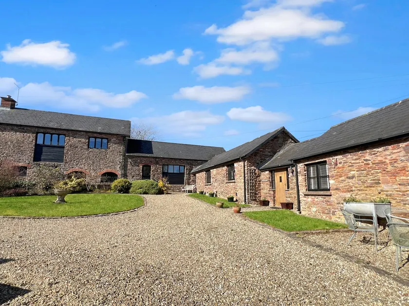 Rainsbury House - Image 1
