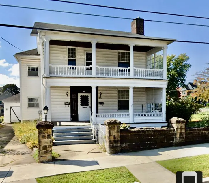 The Victorian on West Long | Walkable - Image 1