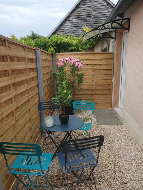 La Miellerie, house with garden and private parking - Image 1