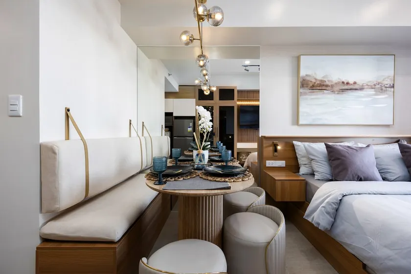 Cozy & Modern Studios near Cebu IT Park - Pool, Gym - Image 1