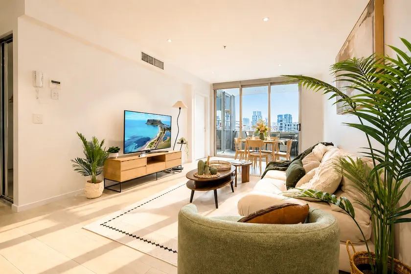 Pool + Skyline Views | Walk to Gabba | 2BR - Image 1
