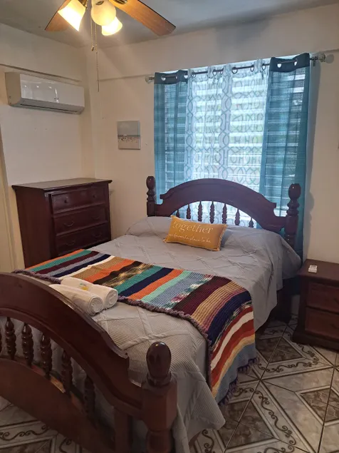 Mariana's - Image 1