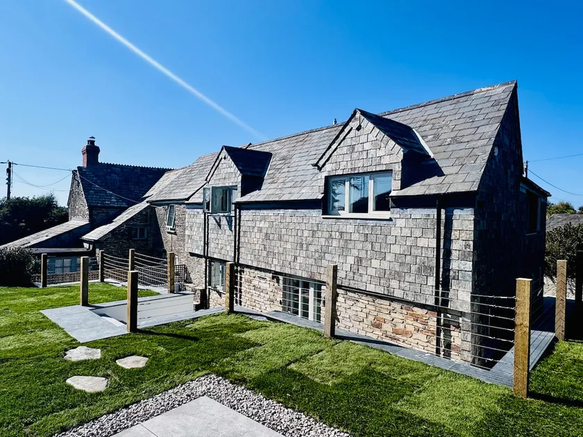 Penheyl, Tregonce near Padstow and Sea - Image 1