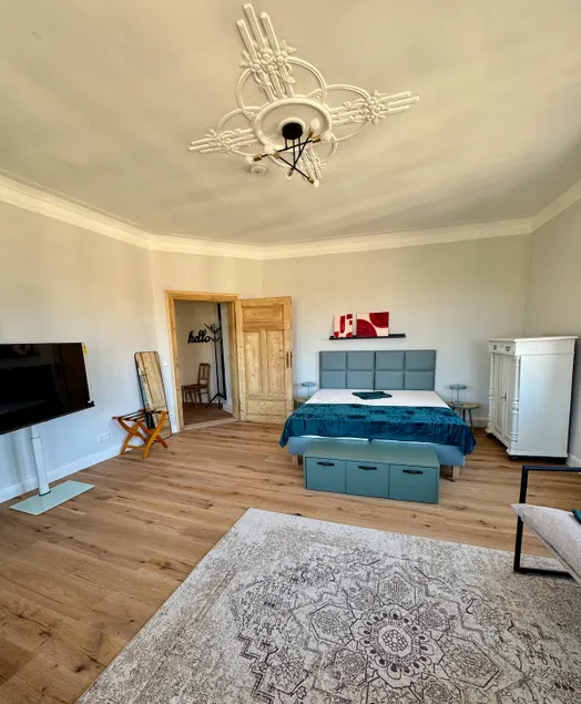 EngelHaus*Central business apartment for 4, near the main train station - Image 1