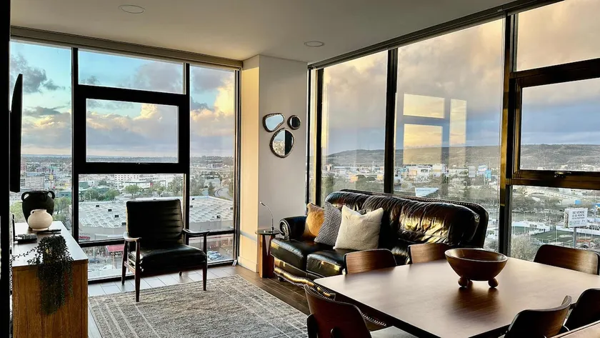 Lux Condo San Ysidro Border - Image 1