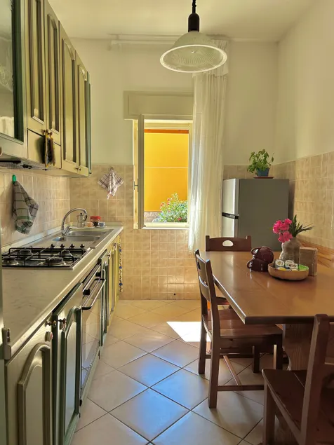 Bright apartment near the sea | Free parking + air conditioning - Image 1