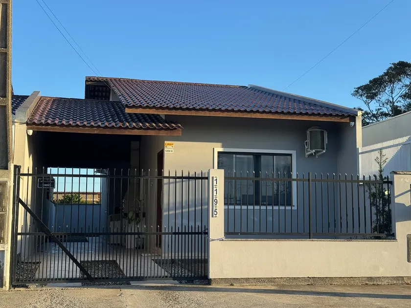 Your Temporary Home, Cozy and Close to the Beach - Image 1