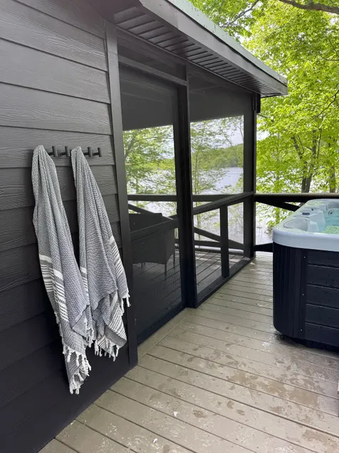 NEW! Nolin Lakefront, Hot Tub, Kayaks, Pickleball - Image 1