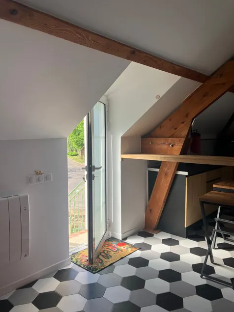 Small charming accommodation - Image 1