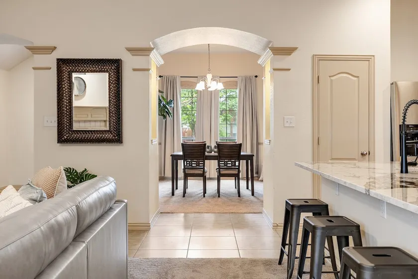The Knob Cozy Home-Elegant Retreat in McKinney, TX - Image 1