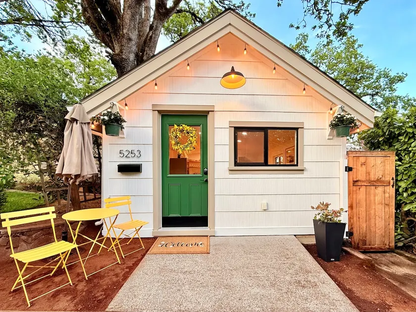 A Harmony Retreat | Your Portland Wellness Stay - Image 1