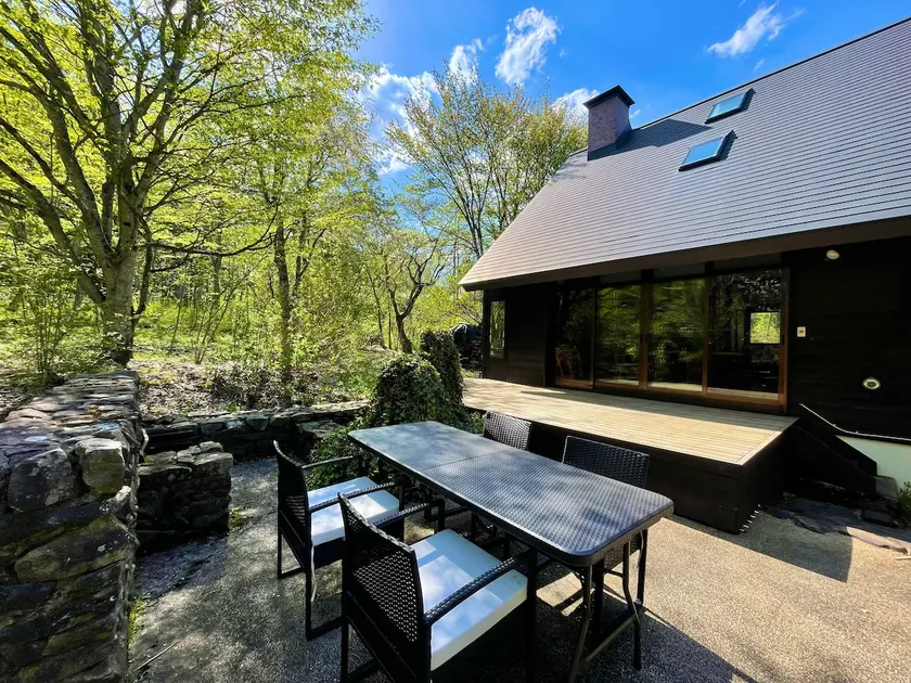 A special space for relaxing in a ”hideaway” - Image 1