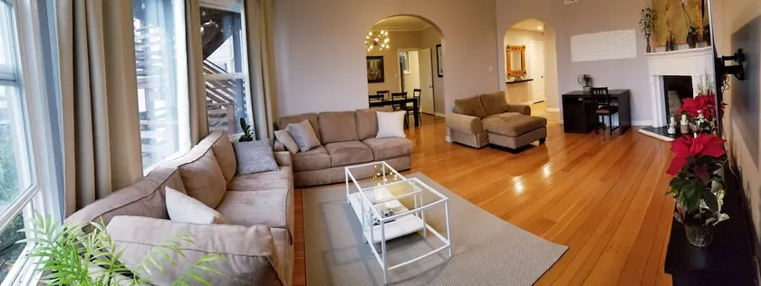 Modern, Chic, Views, Snacks. - Image 1