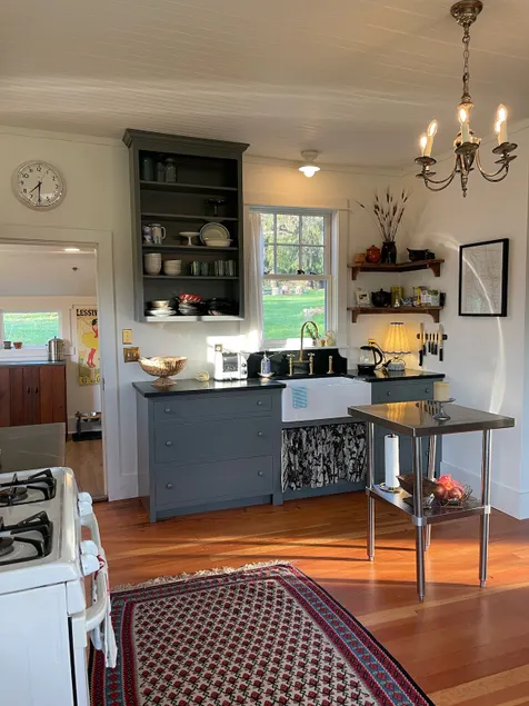 Cozy Farmhouse, Ithaca, Cornell, KING BED! - Image 1