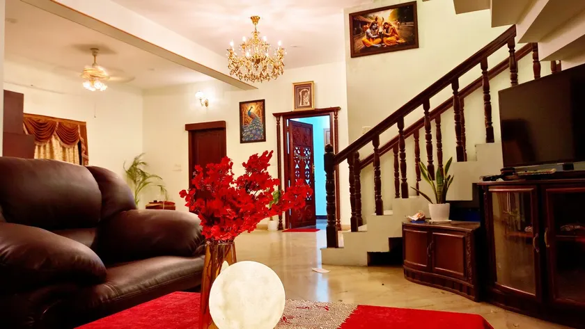 Royal Eden Mahal - Entire place 4BHK - Image 1
