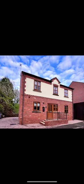 Canalside Retreat perfect for Oulton Park fans! - Image 1
