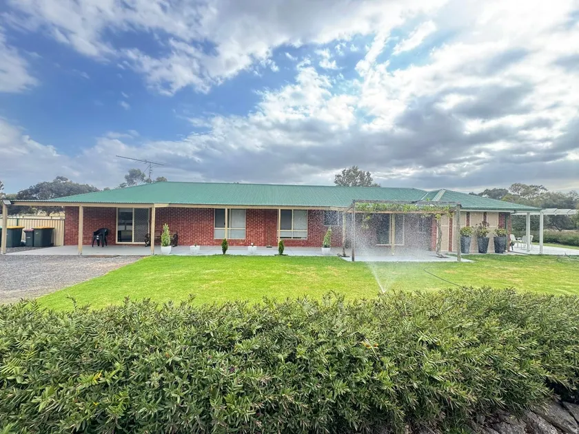 The Peaceful Farm Stay - Image 1