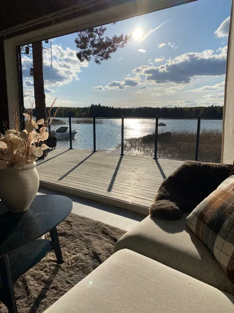 Dream location by the lake Sommen - Image 1