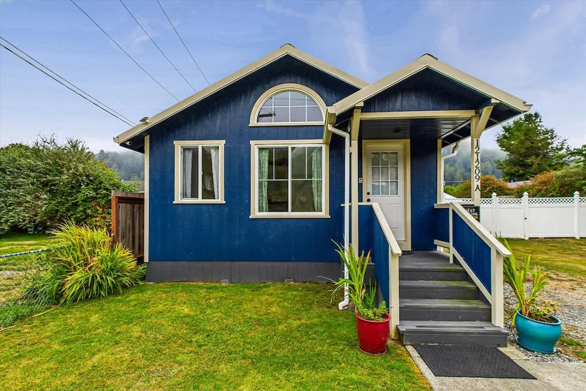 Remodeled & Sparkling Clean | Fern Canyon Cottage - Image 1