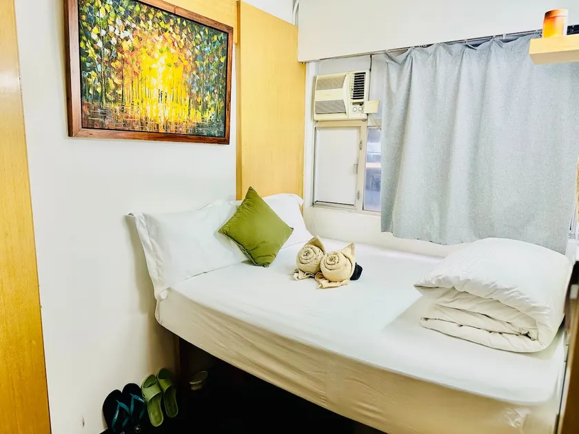 Cozy 2 bedrooms apartment near PMQ & Soho Central - Image 1
