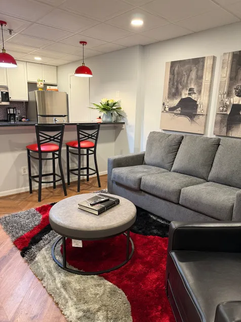 Luxe 2BR - Downtown Athens - Remodeled 2025 - Image 1
