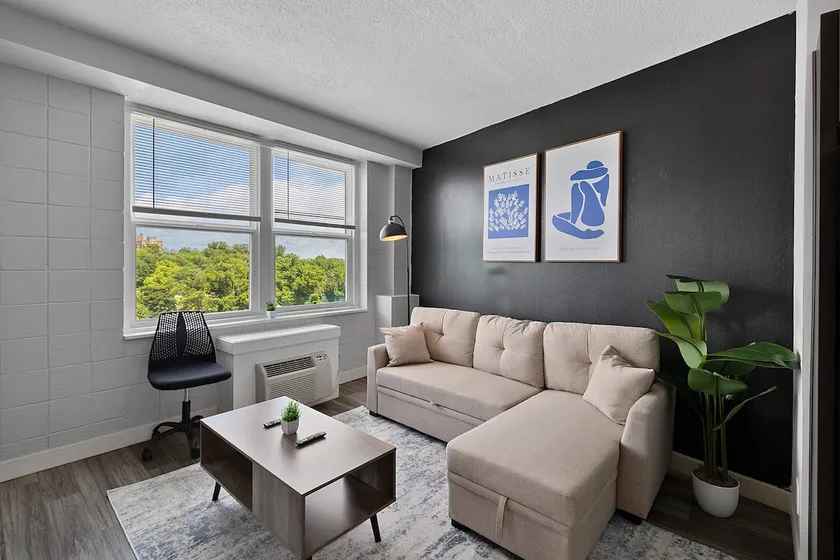 Modern Central Studio - 5 Mins from Downtown - Image 1