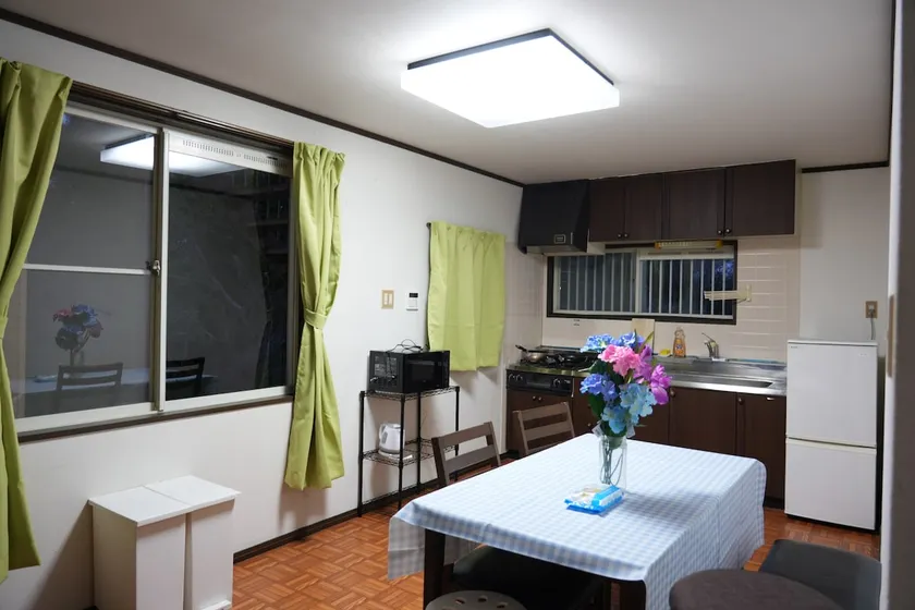 Ms. Midori's Apartment 2, apartment with futon bedding - Image 1