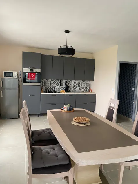 Maison Pro Le Blanc - 3 chambres plus un canapé lit - Image 1
