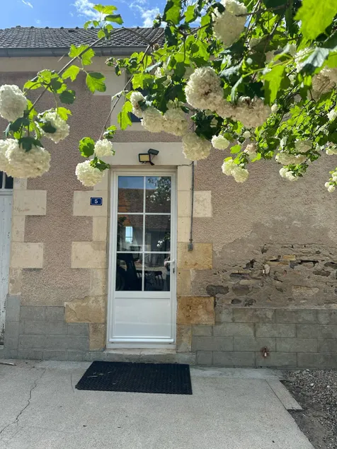 Farm Studio - Image 1