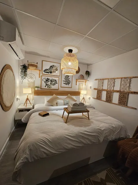 Boho Studio |Kitchen| Free Parking| Burj Khalifa - Image 1