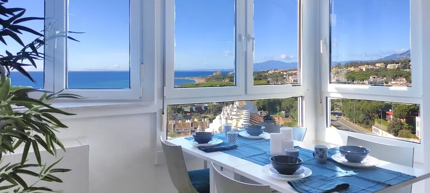 Spectacular oceanfront studio - Image 1