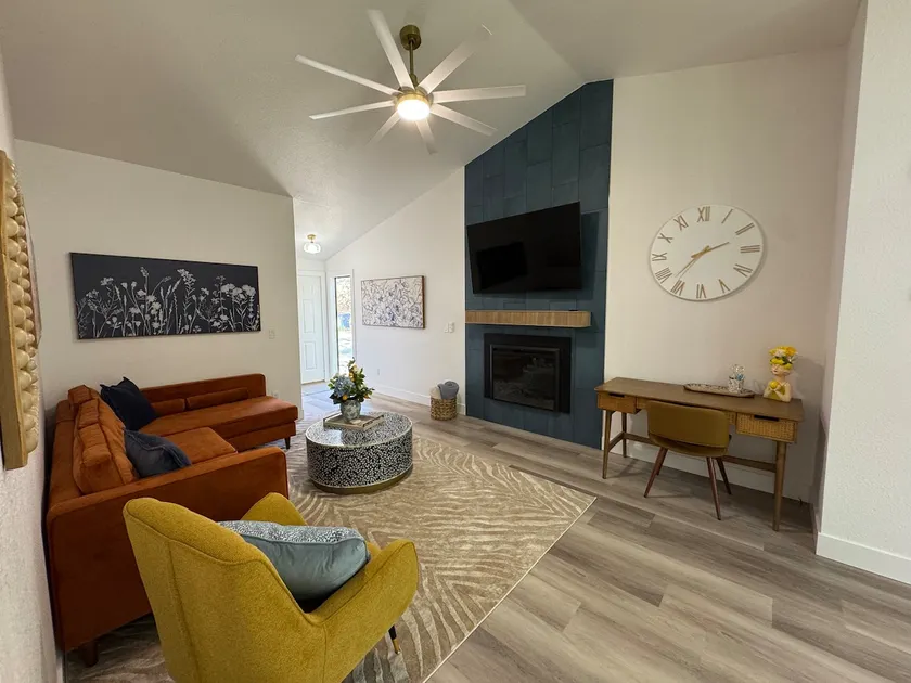 • The Lemon Drop • 2 min to downtown Eagle! - Image 1