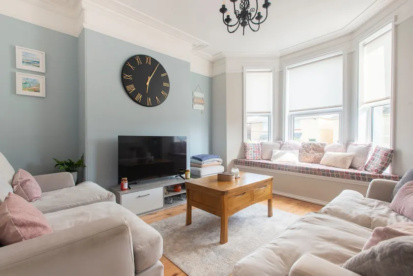 Pleasant Plymstock Family Stay - Image 1